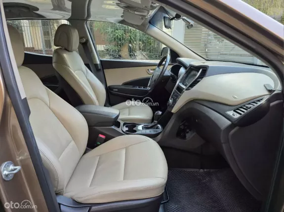 Hyundai Santa Fe 2.2L Dầu Tiêu chuẩn 2017 - Xe đẹp chốt nhanh