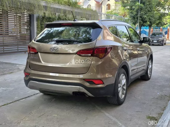 Hyundai Santa Fe 2.2L Dầu Tiêu chuẩn 2017 - Xe đẹp chốt nhanh