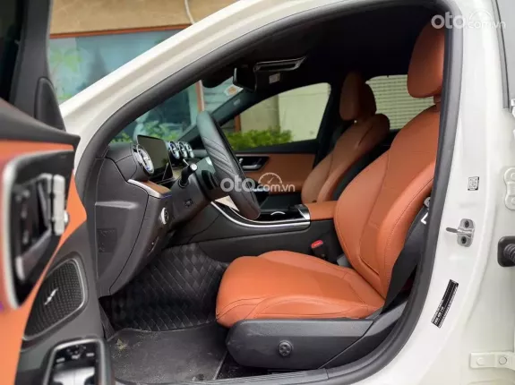 Mercedes-Benz C200 Avantgarde Plus 2023 - C200 Plus 2023