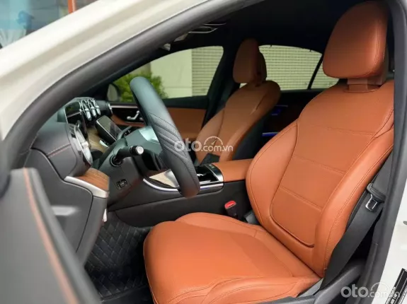 Mercedes-Benz C200 Avantgarde Plus 2023 - C200 Plus 2023