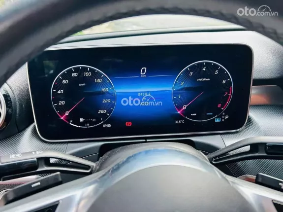 Mercedes-Benz C200 2.0 AT 2022 - Xe đẹp, chủ đi 8000km siêu lướt