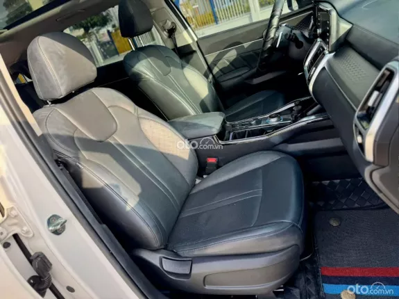Kia Sorento 2.2 DAT Premium 2022 - Đăng kí tên tư nhân 1 chủ từ mới