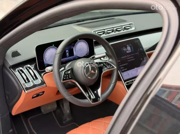 Mercedes-Benz S450 4Matic Luxury 2022 - Màu đen, nội thất nâu