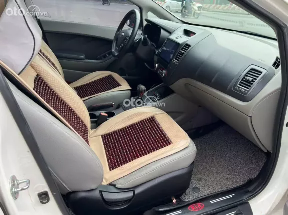 Kia K3 1.6AT 2015 - Nội thất kem siêu chất