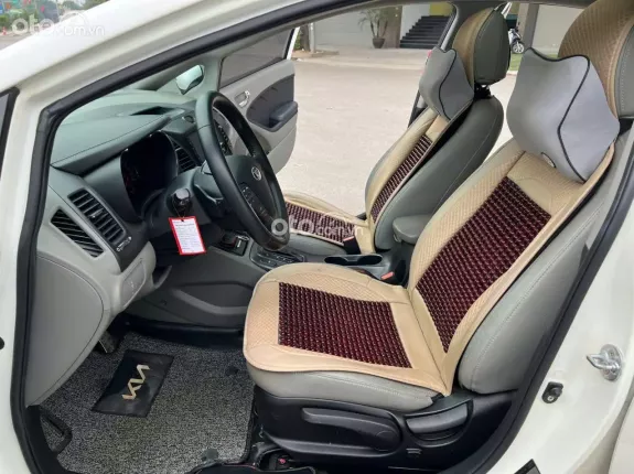 Kia K3 1.6AT 2015 - Nội thất kem siêu chất