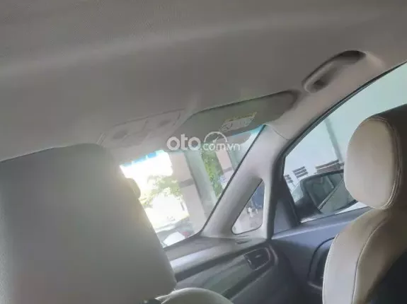 Kia Rondo 2.0 GAT 2015 - Số tự động máy xăng chạy tám vạn