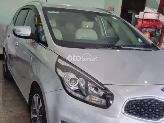 Kia Rondo 2.0 GAT 2015 - Số tự động máy xăng chạy tám vạn