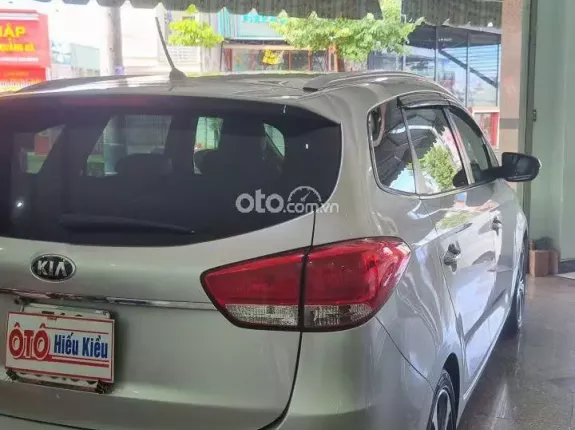 Kia Rondo 2.0 GAT 2015 - Số tự động máy xăng chạy tám vạn