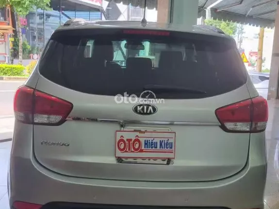 Kia Rondo 2.0 GAT 2015 - Số tự động máy xăng chạy tám vạn