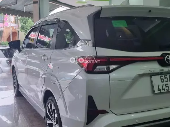 Toyota Veloz Cross 1.5 CVT TOP 2024 - Xe chạy bảy vạn đẹp xuất sắc