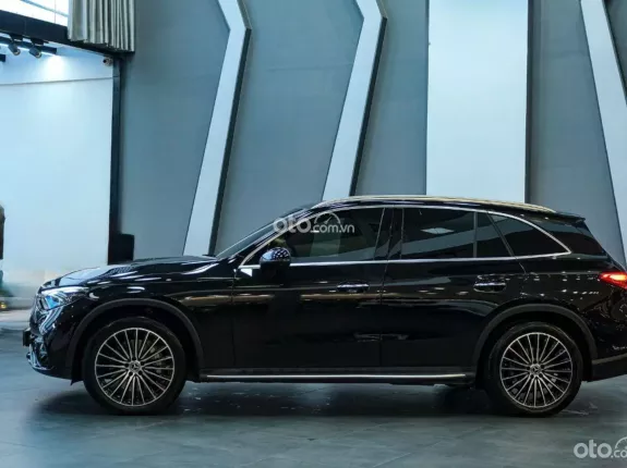 Mercedes-Benz GLC 300 4Matic 2023 - Hỗ trợ NH, giao xe, test hãng toàn quốc