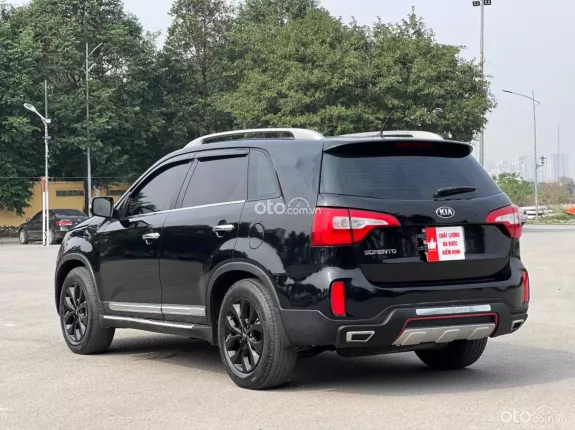 Kia Sorento 2WD 2.4 GAT 2016 - 7 chỗ gầm cao full xăng