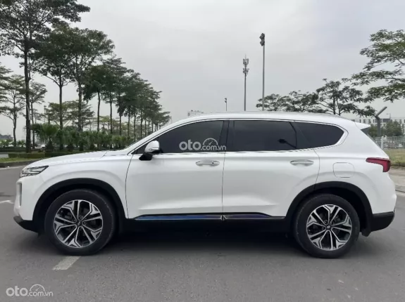 Hyundai Santa Fe 2.2 Dầu Cao cấp 2020 - SUV 7 chỗ mạnh mẽ, tiết kiệm nhiên liệu
