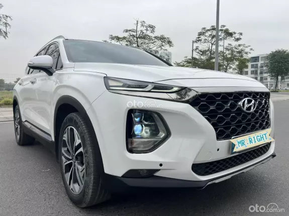 Hyundai Santa Fe 2.2 Dầu Cao cấp 2020 - SUV 7 chỗ mạnh mẽ, tiết kiệm nhiên liệu