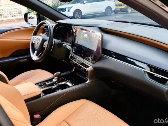 Lexus RX 350 2022 - Màu đen, nội thất nâu - Full lịch sử bảo dưỡng