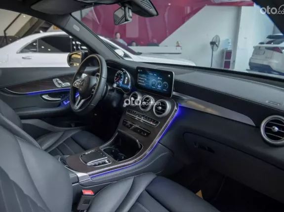 Mercedes-Benz GLC 200 4Matic 2021 - XE HOT CÓ SẴN GIAO NGAY!!