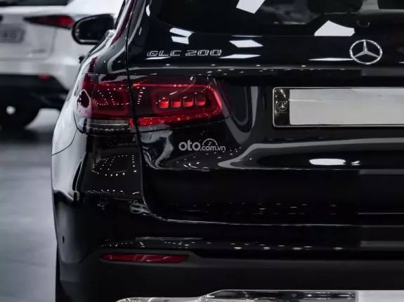 Mercedes-Benz GLC 200 4Matic 2021 - XE HOT CÓ SẴN GIAO NGAY!!