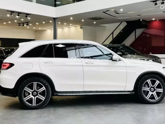 Mercedes-Benz GLC 200 4Matic 2021 - Hỗ trợ NH, giao xe, test hãng toàn quốc