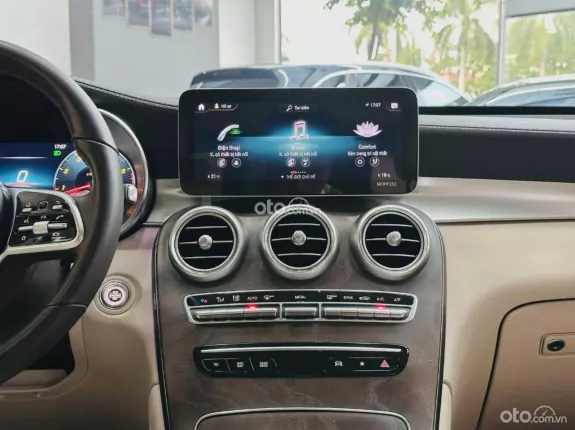 Mercedes-Benz GLC 200 4Matic 2021 - Hỗ trợ NH, giao xe, test hãng toàn quốc