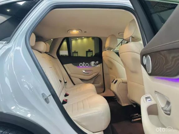 Mercedes-Benz GLC 200 4Matic 2021 - Hỗ trợ NH, giao xe, test hãng toàn quốc