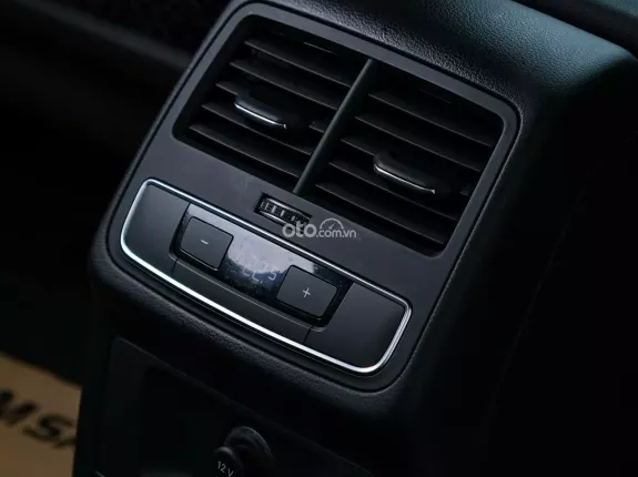 Audi A4 40 TFSI Advanced 2020 - Nhập Đức model 2021 - Một chủ từ đầu
