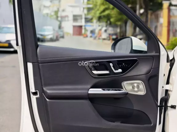 Mercedes-Benz GLC 300 4Matic V1 2023 - 7.000 km