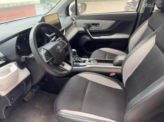 Toyota Veloz Cross 1.5 CVT 2022 - Một chủ từ đầu ko dịch vụ