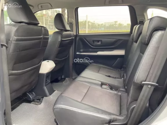 Toyota Veloz Cross 1.5 CVT 2022 - Một chủ từ đầu ko dịch vụ