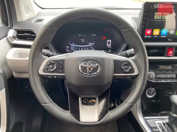 Toyota Veloz Cross 1.5 CVT 2022 - Một chủ từ đầu ko dịch vụ