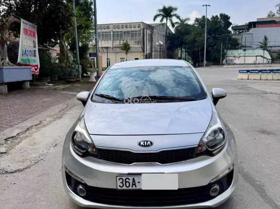 Kia Rio 1.4 AT 2015 - Xe nhập đẹp