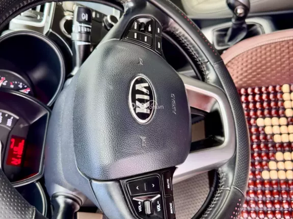 Kia Rio 1.4 AT 2015 - Xe nhập đẹp