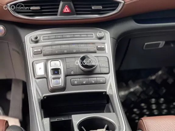 Hyundai Santa Fe 2.5 Xăng Cao cấp 2023 - Hàng mới về chào bán ngay