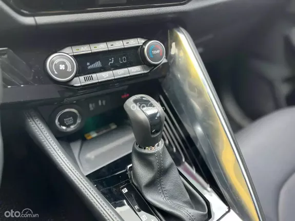 Toyota Yaris Cross Hybrid 2024 - SIÊU MỚI