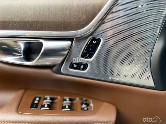 Volvo S90 Ultimate AWD 2022 - Sang trọng và an toàn hàng đầu với phiên bản LWB