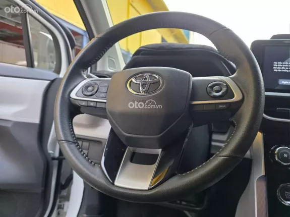 Toyota Veloz 2023 - Êm mượt tiết kiệm