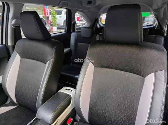 Toyota Veloz 2023 - Êm mượt tiết kiệm