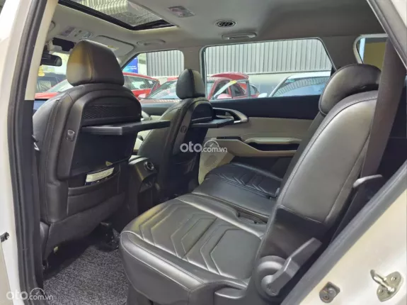 Kia Carens 1.4T Signature 2022 - GIA ĐÌNH LỊCH LÃM, GIÁ CỰC TỐT!