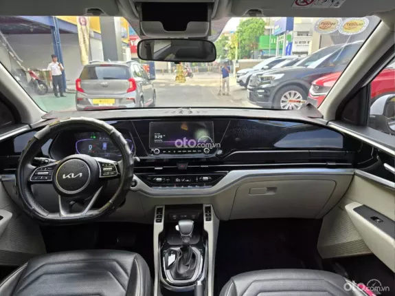 Kia Carens 1.4T Signature 2022 - GIA ĐÌNH LỊCH LÃM, GIÁ CỰC TỐT!