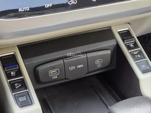 Kia Carens 1.4T Signature 2022 - GIA ĐÌNH LỊCH LÃM, GIÁ CỰC TỐT!