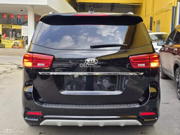 Kia Sedona 2.2 Luxury 2021 - MÁY DẦU, 7 CHỖ RỘNG RÃI
