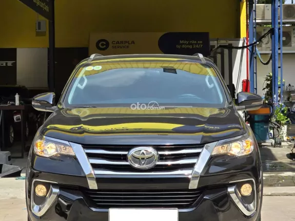 Toyota Fortuner 2.7 V 4X2 AT 2019 - Bền bỉ giữ giá