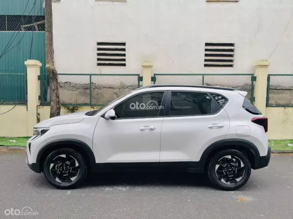 Kia Sonet 1.5 Premium 2024 - Sơn zin cả xe