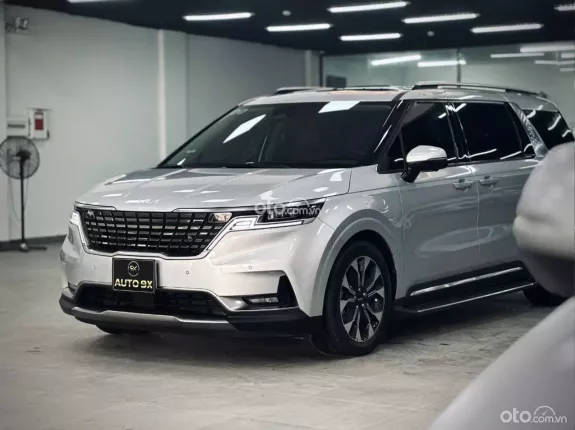 Kia Carnival 2.2D Signature 2022 - MPV cao cấp với động cơ dầu mạnh mẽ
