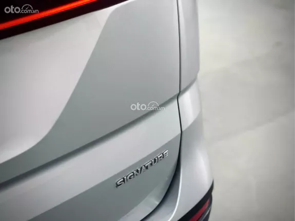 Kia Carnival 2.2D Signature 2022 - MPV cao cấp với động cơ dầu mạnh mẽ