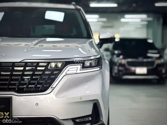 Kia Carnival 2.2D Signature 2022 - MPV cao cấp với động cơ dầu mạnh mẽ