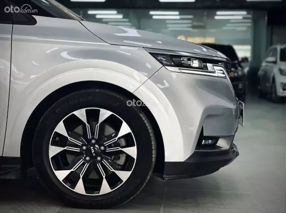 Kia Carnival 2.2D Signature 2022 - MPV cao cấp với động cơ dầu mạnh mẽ