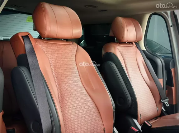 Kia Carnival 2.2D Signature 2022 - MPV cao cấp với động cơ dầu mạnh mẽ