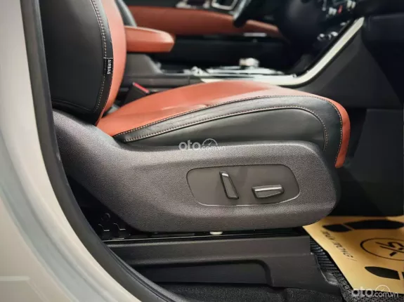 Kia Carnival 2.2D Signature 2022 - MPV cao cấp với động cơ dầu mạnh mẽ