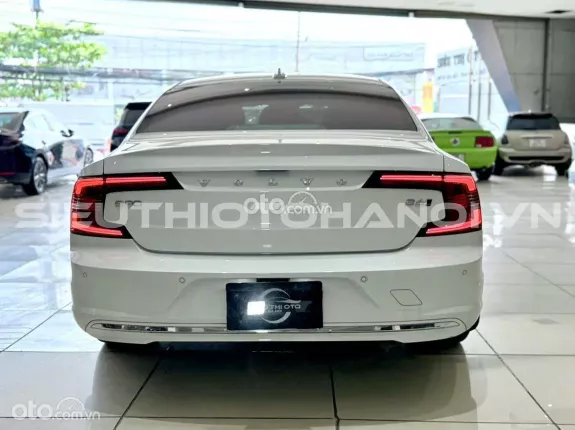 Volvo S90 Inscription 2022 - Xe zin nguyên bản theo hãng