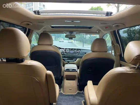 Kia Sedona 2.2 DATH 2021 - Kia Sedona 2.2 DATH 2021